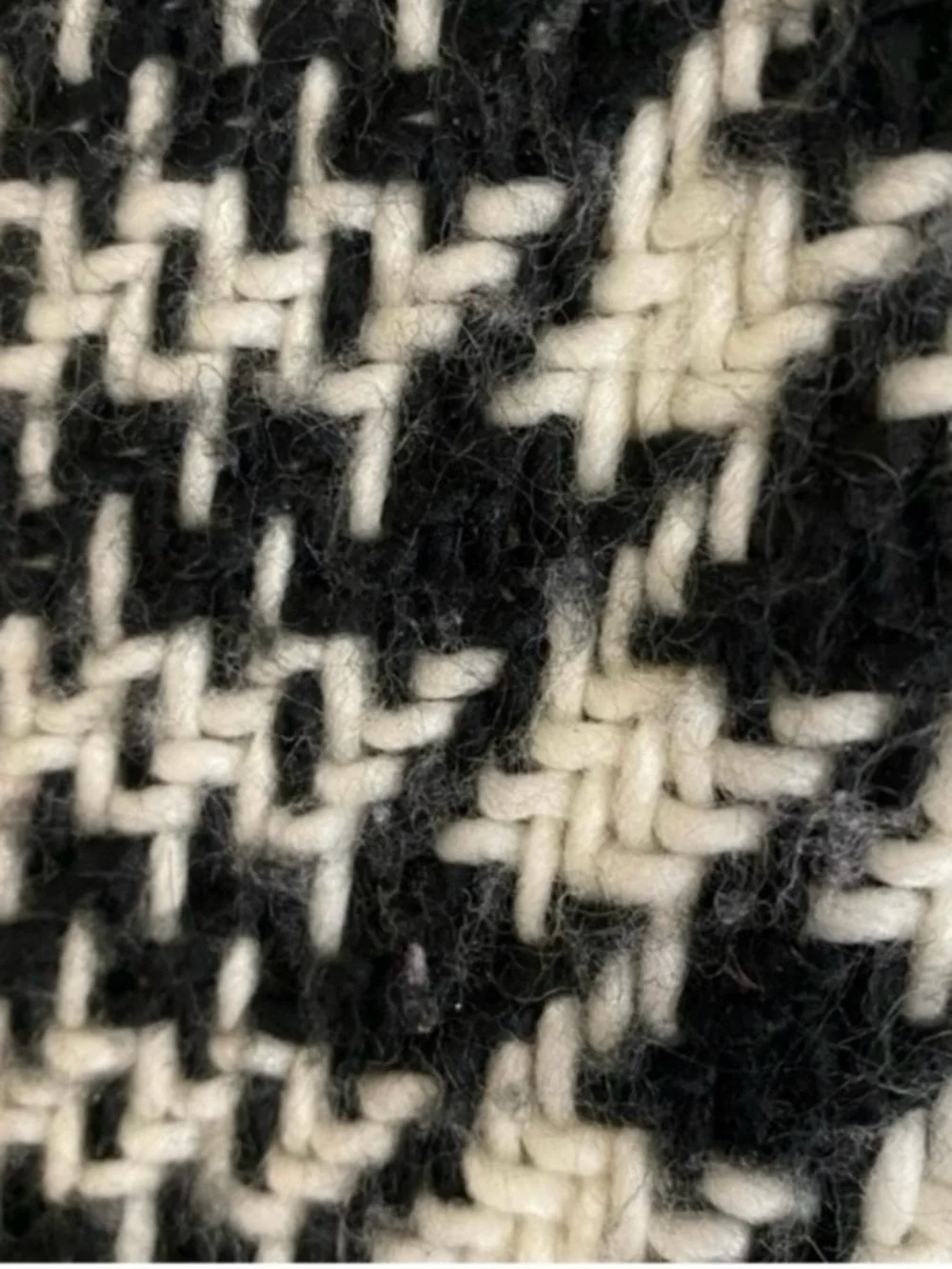 Black and White Houndstooth Knit Scarf - Women Accessories